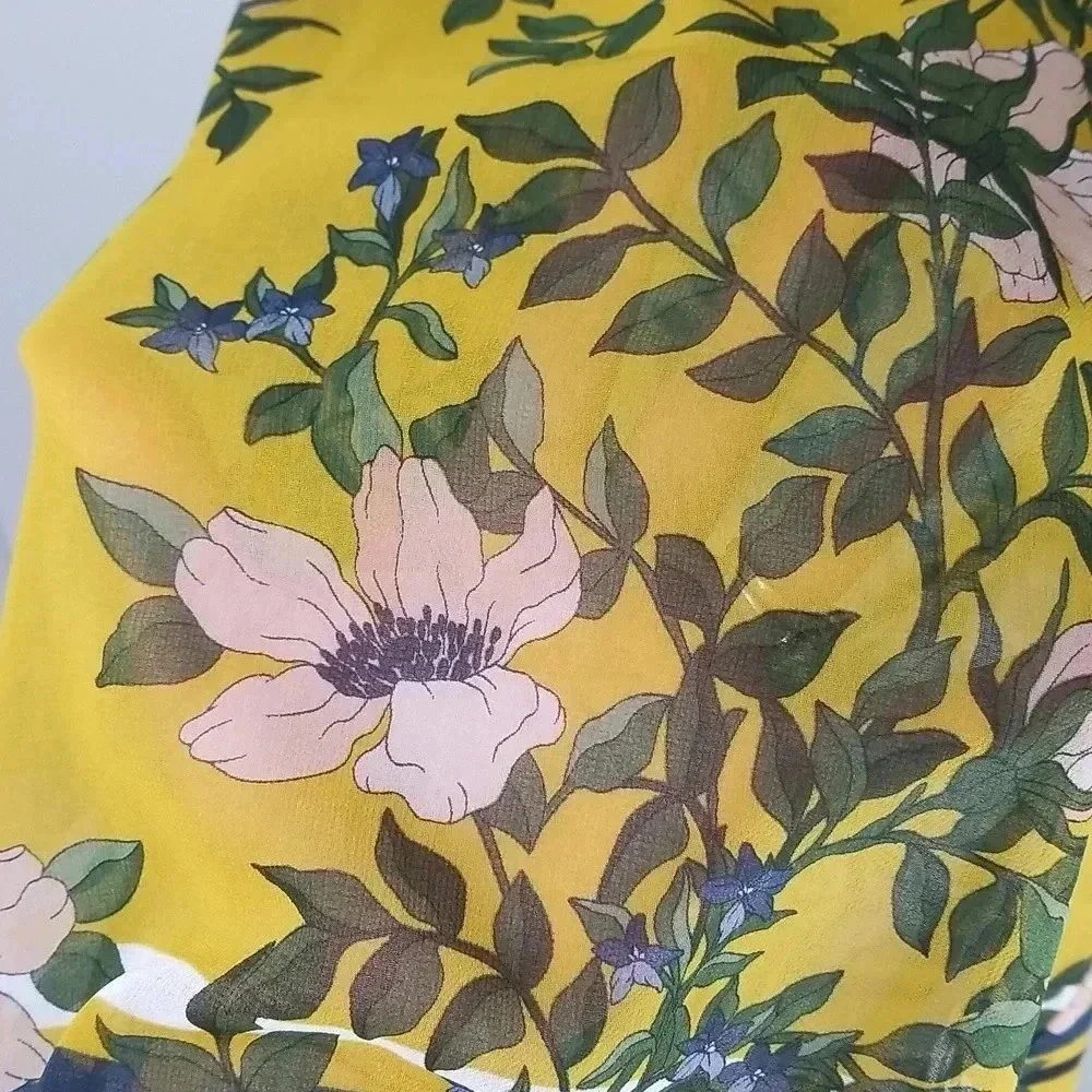 {CAbi} Women Style #5518 Spring Scene Bell Sleeves Blouse - Size Small - Picture 10 of 14